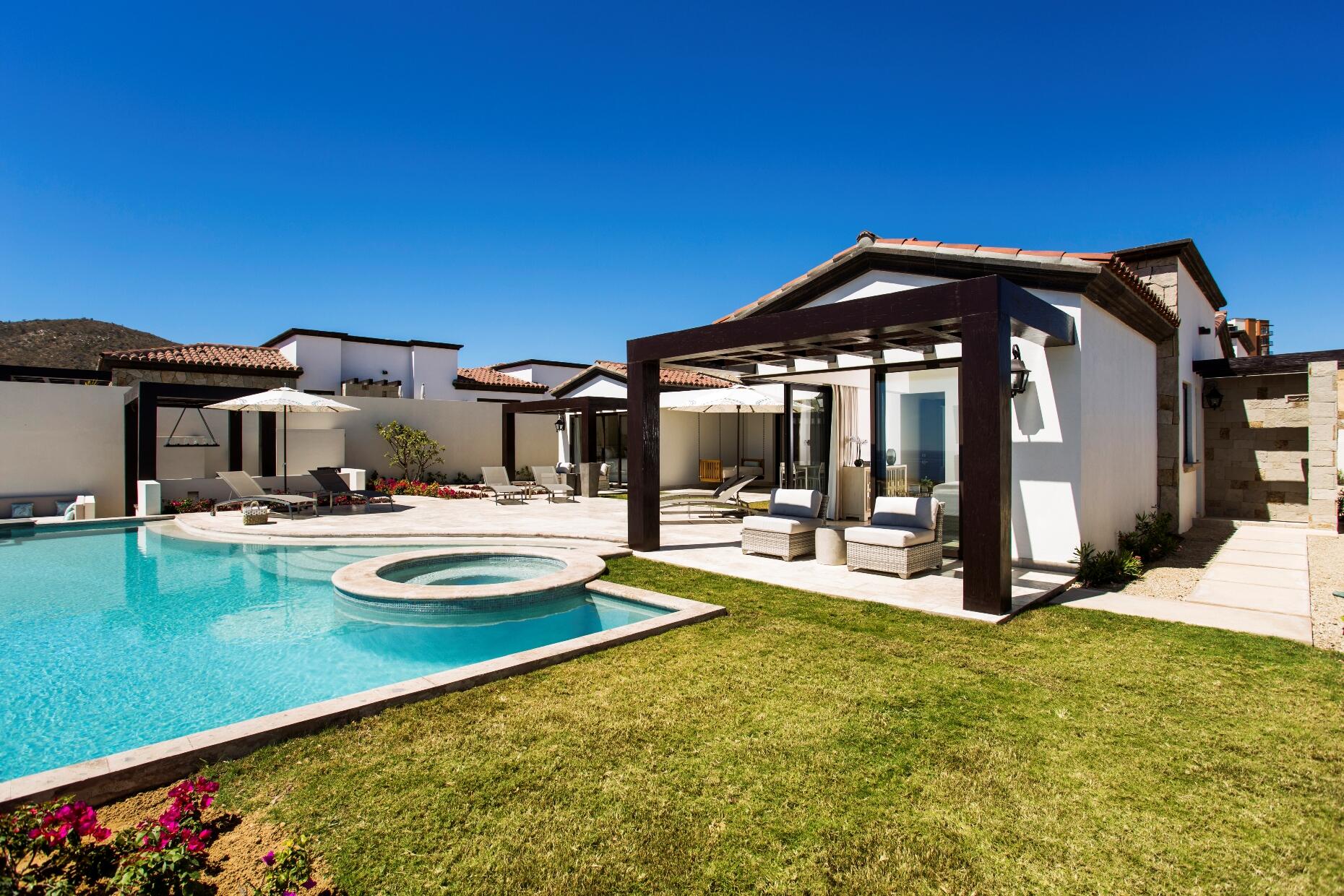 Quivira Coronado Espejo 4 bed home plan , this floorplan boasts a great room with vaulted ceilings over the living/dining/kitchen area which looks out over the large covered terrace and the hand-made infinity edge pool beyond. The chefs kitchen with huge island with seating boasts Wolf and Sub-Zero appliances. The master and guest master have large ensuite baths w/ shower and tubs, and also both have ocean – Espejo 4 bedroom estate home, Pacific, BS