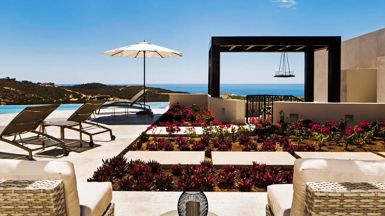 Exclusive Houses in Quivira for Sale in a gated Cabo resort community