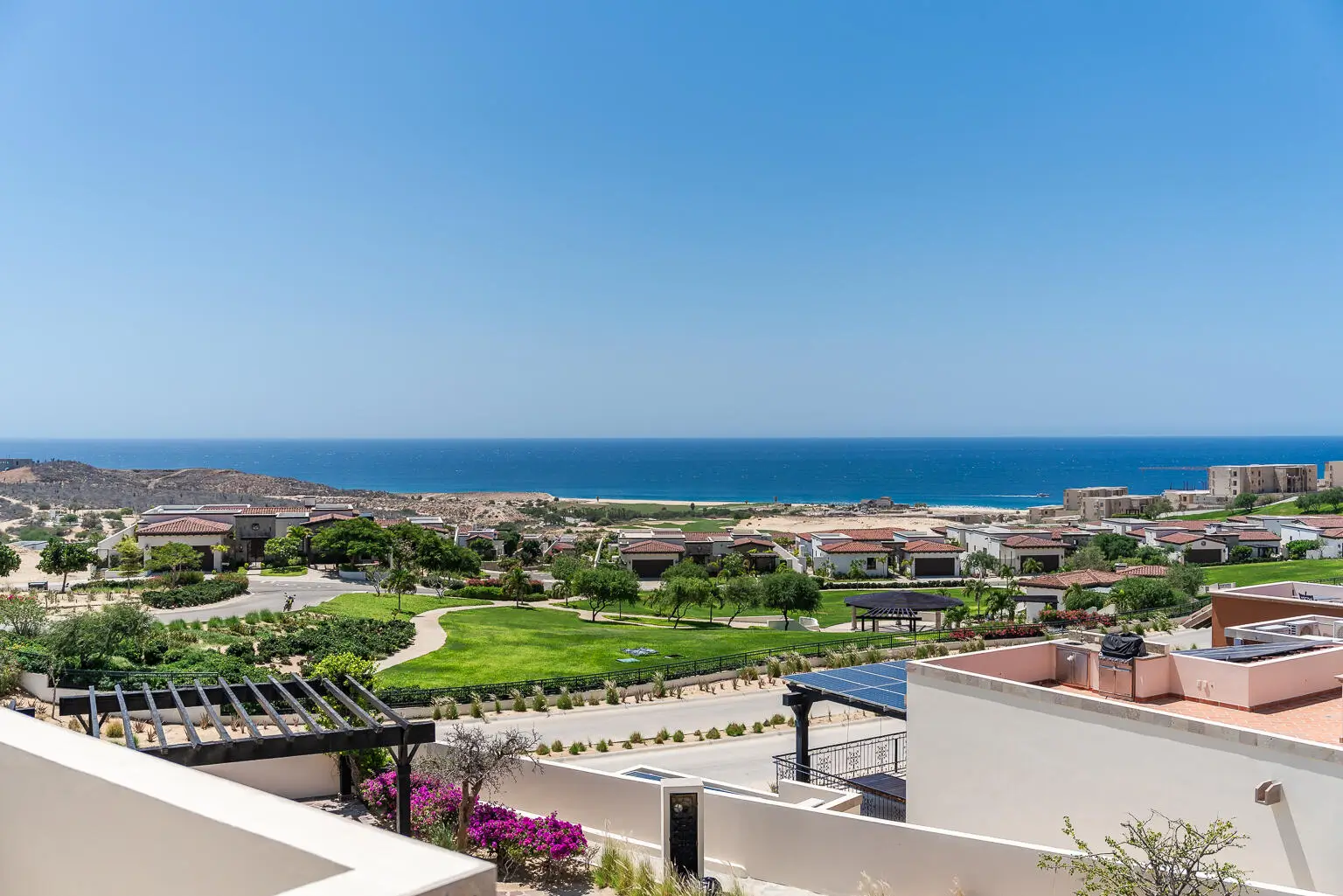 Golf Houses for Sale in Cabo San Lucas near Quivira resort amenities