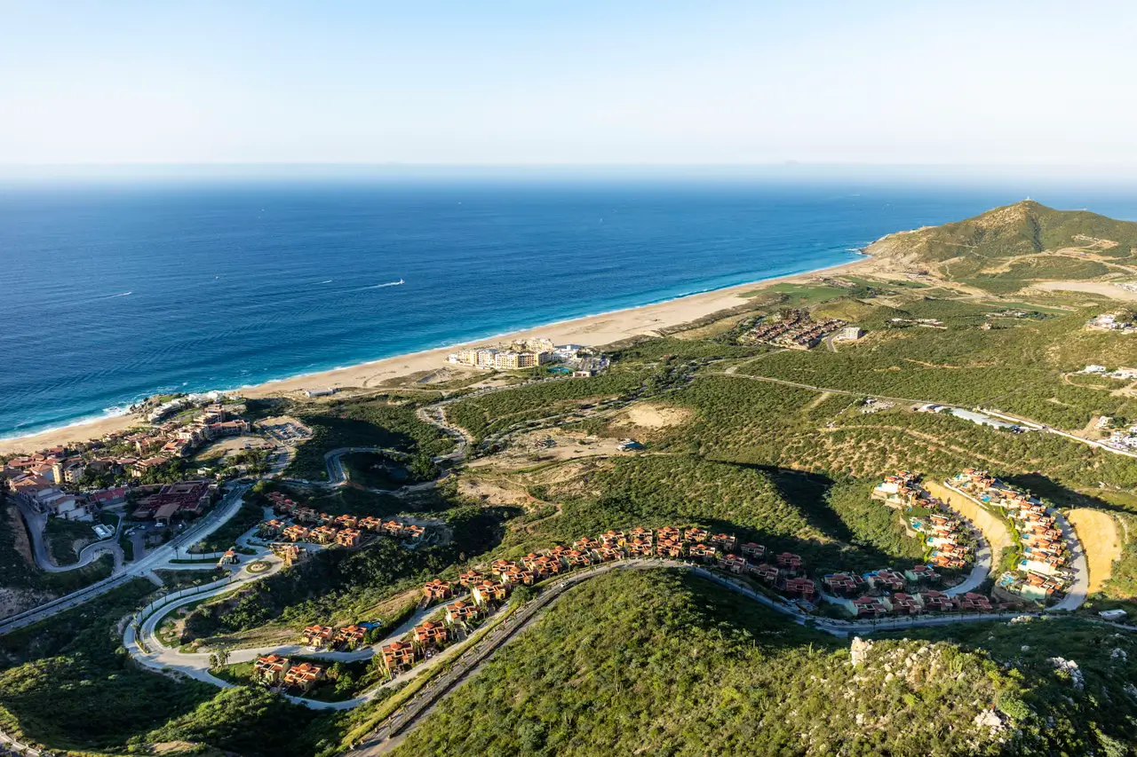 Quivira outdoor lifestyle with golf, pools, trails, and luxury amenities